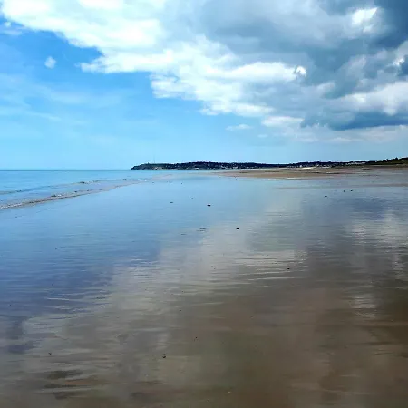 L' Anpeg, Dans Le Cotentin Jusqu'a 8 Personnes Holiday home Besneville