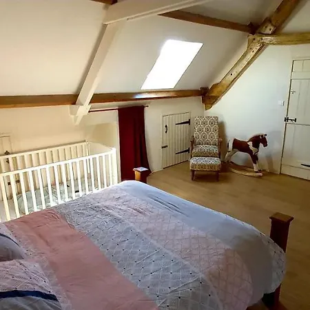 L' Anpeg, Dans Le Cotentin Jusqu'a 8 Personnes Holiday home Besneville
