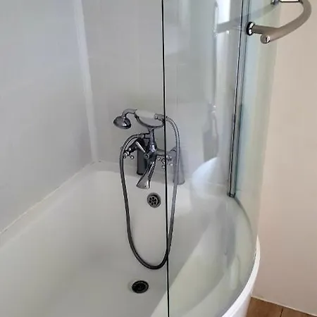 بيت للعطل L' Anpeg, Dans Le Cotentin Jusqu'a 8 Personnes *