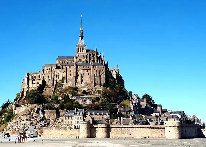 L' Anpeg, Dans Le Cotentin Jusqu'a 8 Personnes
