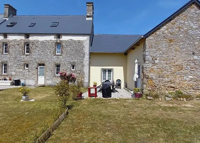 L' Anpeg, Dans Le Cotentin Jusqu'a 8 Personnes Besneville