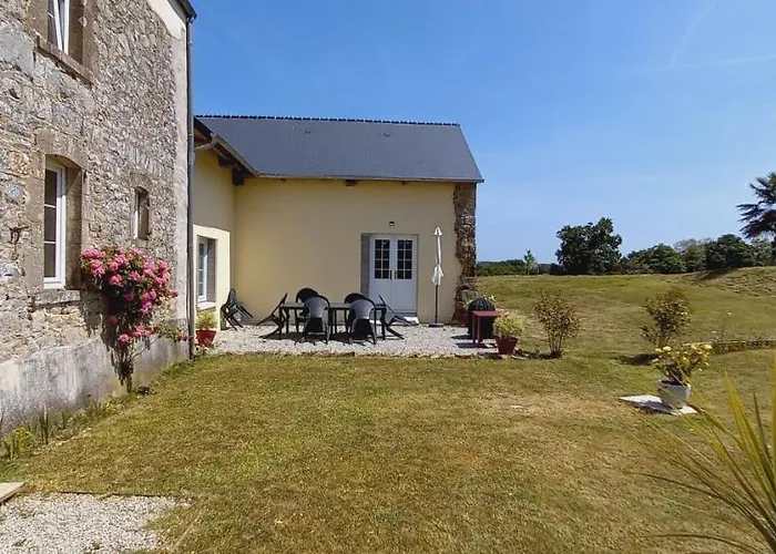 L' Anpeg, Dans Le Cotentin Jusqu'a 8 Personnes * Besneville